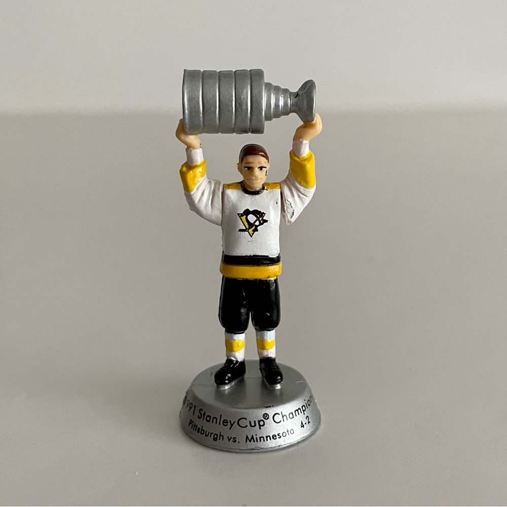 Vintage Pittsburgh Penguins Stanley Cup NHL Mini Figure